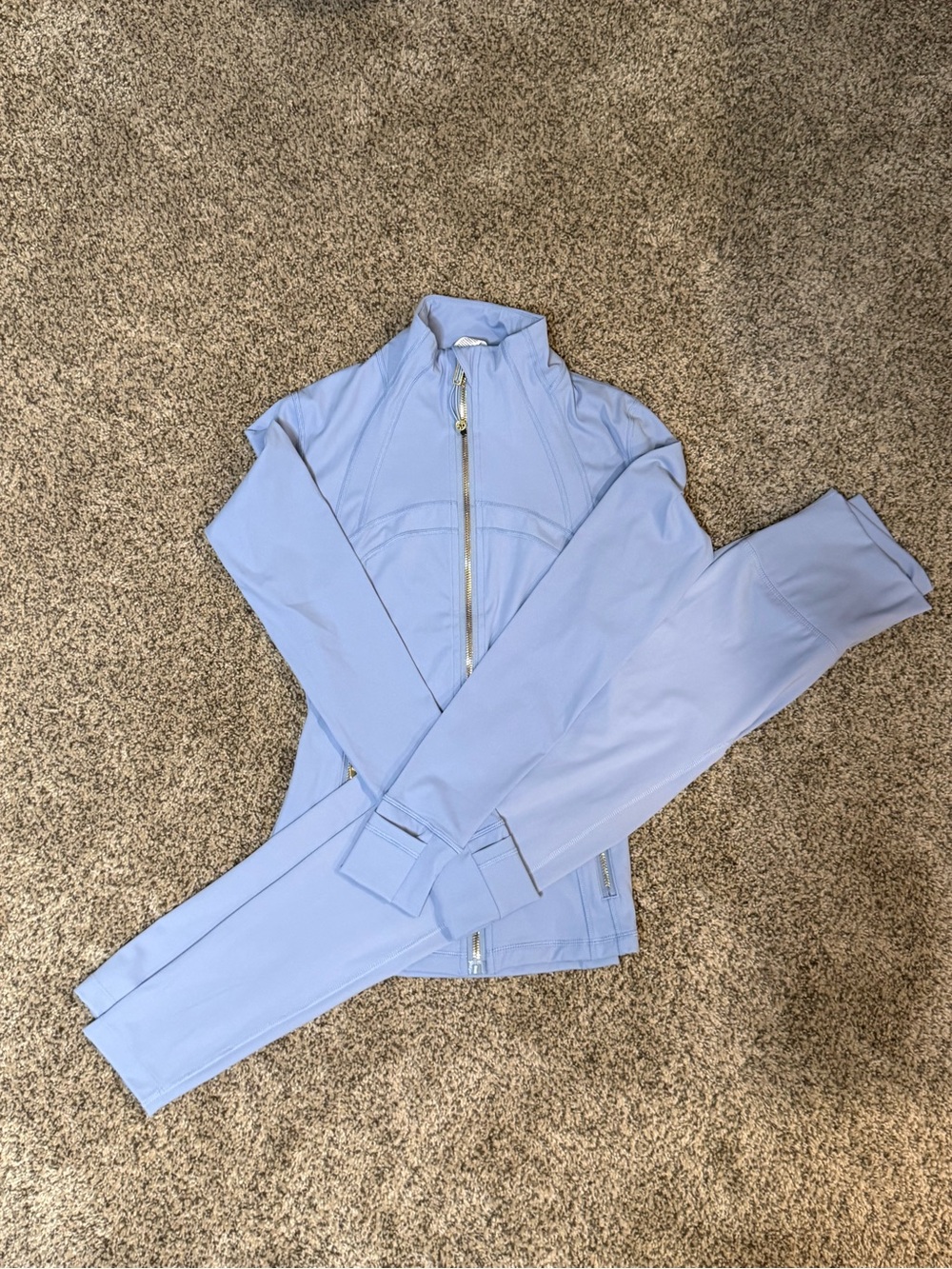 Lululemon light blue set